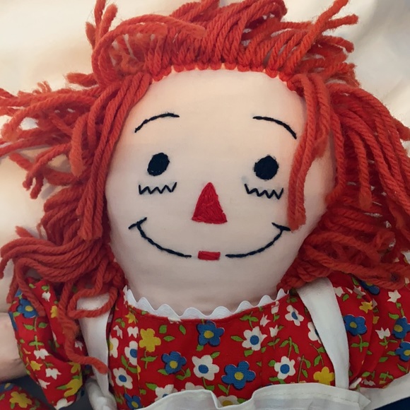 Vintage Hand made Raggedy Ann and Andy dolls - Picture 3 of 6